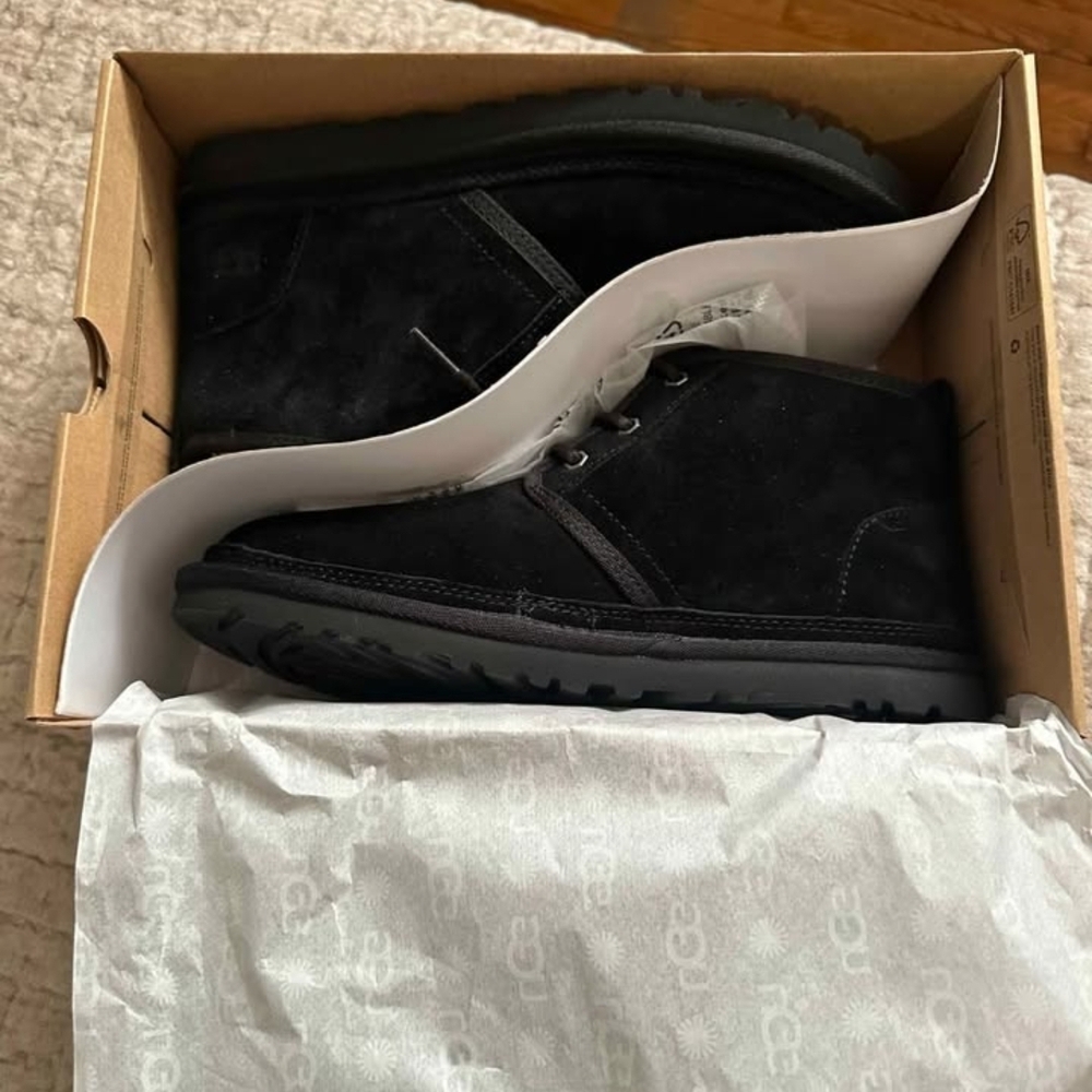 UGG Men's Black Chukka Boots